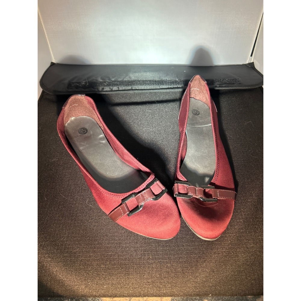 Softspots Ballet Flats Burgundy Wine Pointed Toe Buckle‎ Comfort Shoes